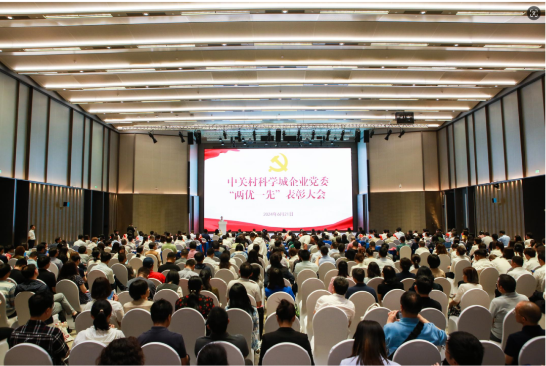 1805837992097390593.png 1805837992097390593.png